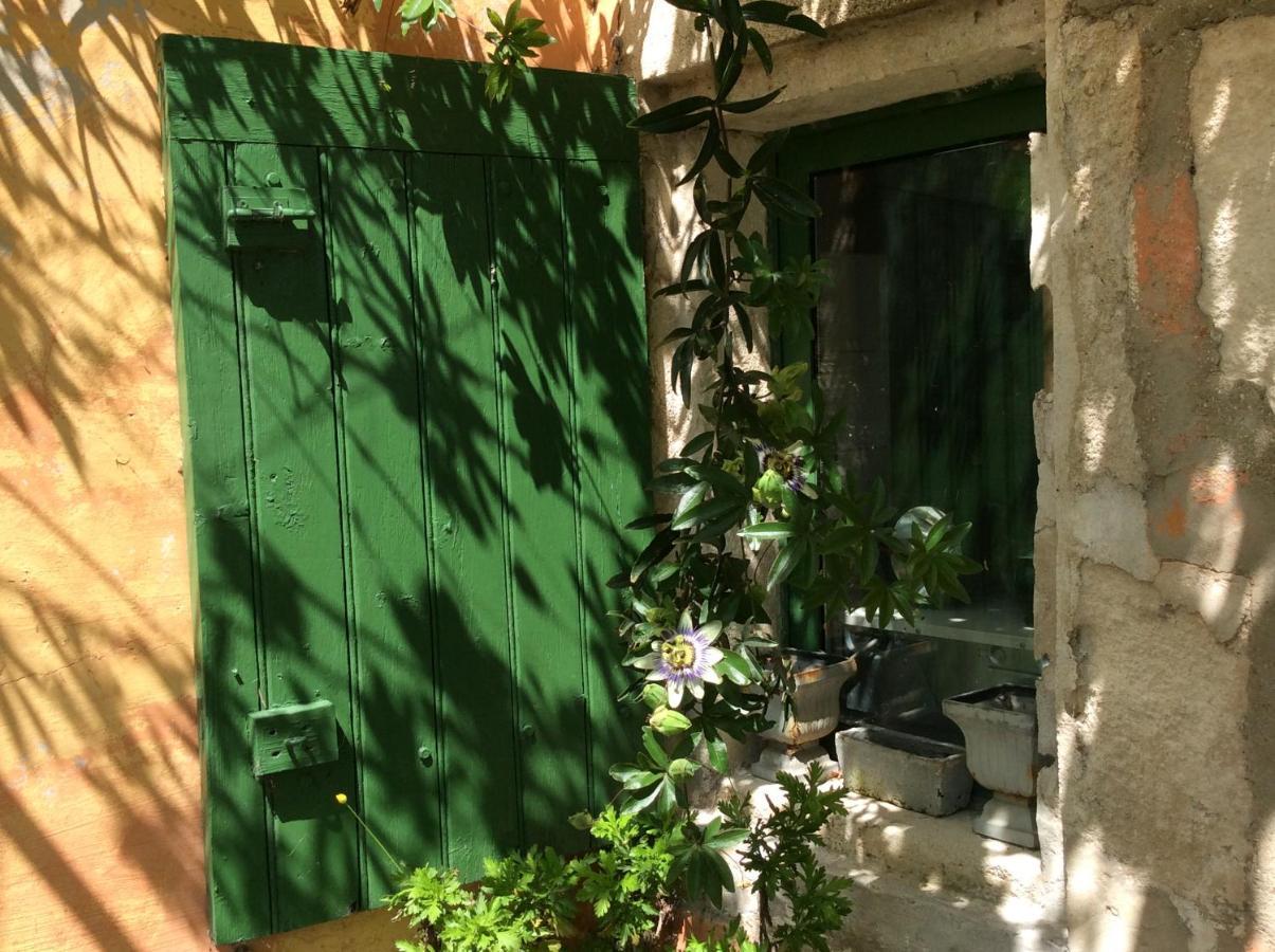 La Bergerie De Castellan Bed & Breakfast Verquieres Luaran gambar